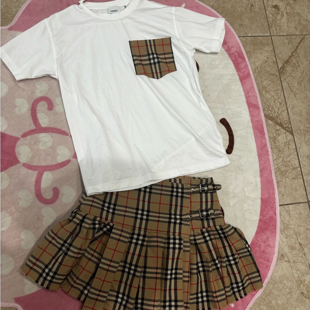 Burberry two piece set